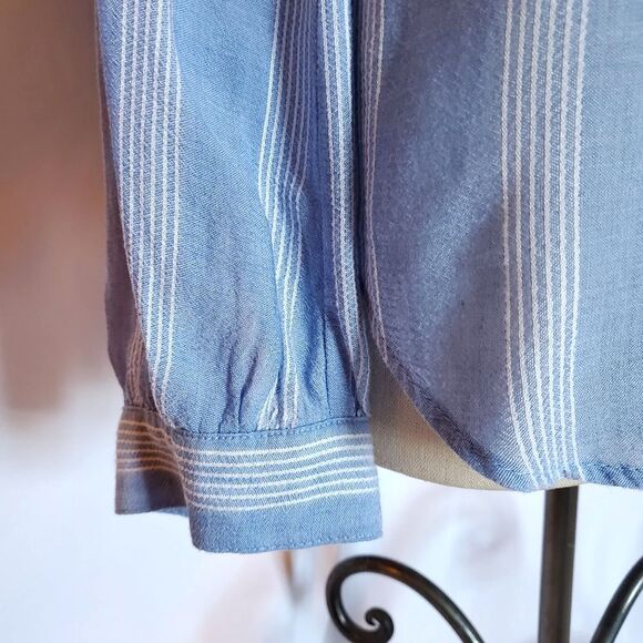 H&M Blue & White Striped Blouse V Neck Long Sleeve Top Shirt Tunic - Picture 6 of 7